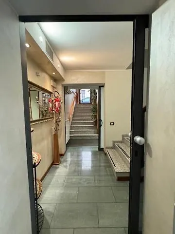 מילאנו Hotel Le Querce איטליה