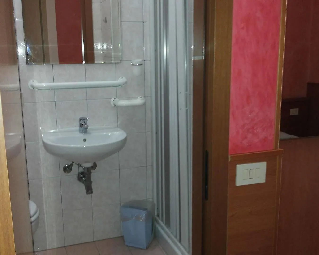 מילאנו Hotel Le Querce 2*,