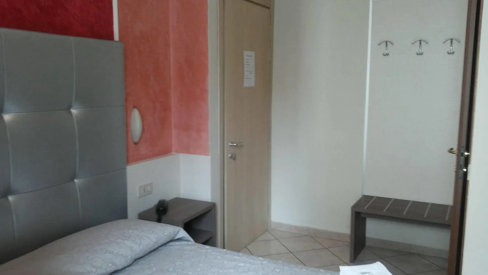 Hotel Le Querce Milan 2*,  Italy